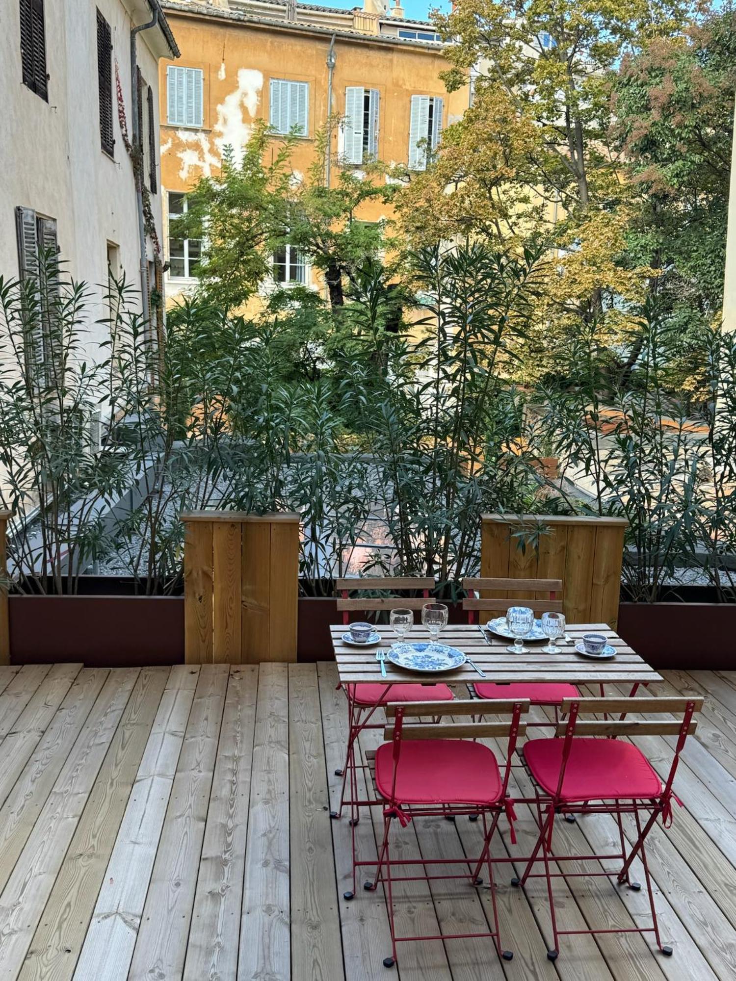 Les Suites Du Cours & Spa Aix-en-Provence Exterior foto